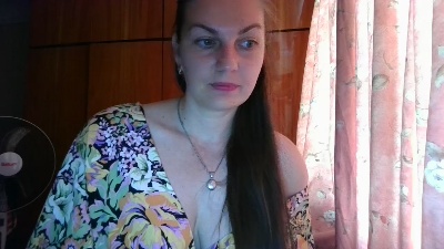 lolamoon live cam on Cam4