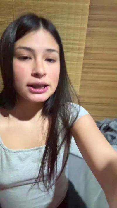 lolapassi live cam on Cam4