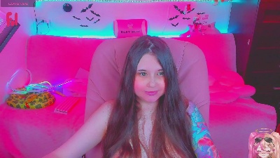 lolisuccub live cam on Cam4