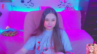 lolisuccub live cam on Cam4