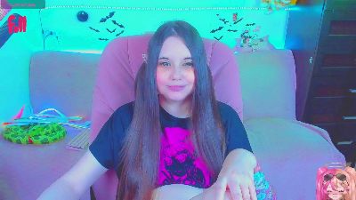 lolisuccub live cam on Cam4