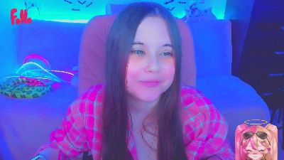 lolisuccub live cam on Cam4