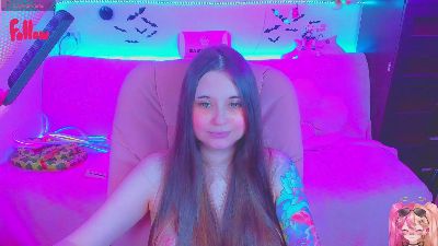 lolisuccub live cam on Cam4