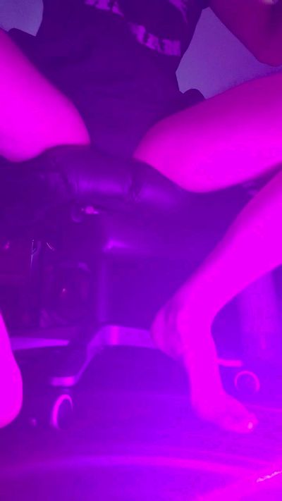 lollipop1777 live cam on Cam4
