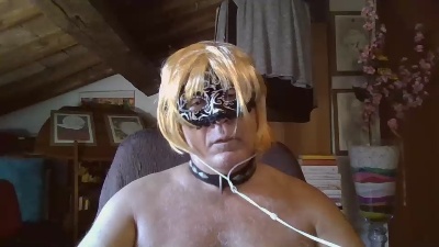 lollo19633 live cam on Cam4