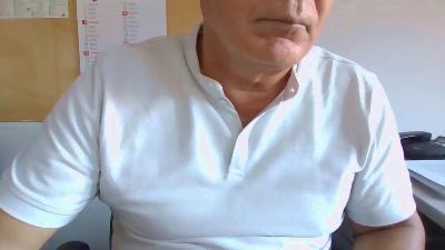 lollo19633 live cam on Cam4