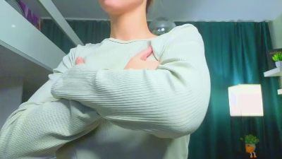 lollymoly live cam on Cam4