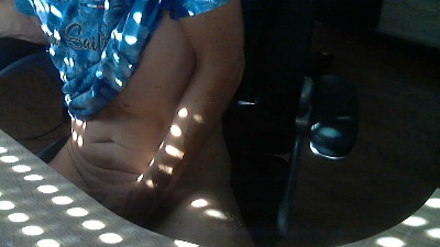 lolo2202 live cam on Cam4