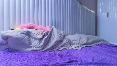 lololowka_ live cam on Cam4