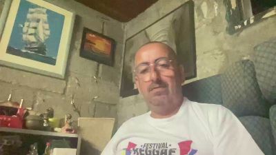 lomu38 live cam on Cam4