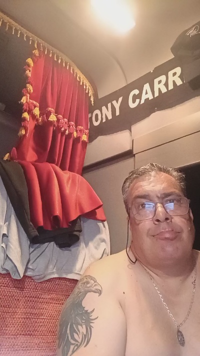 longdriver75 live cam on Cam4