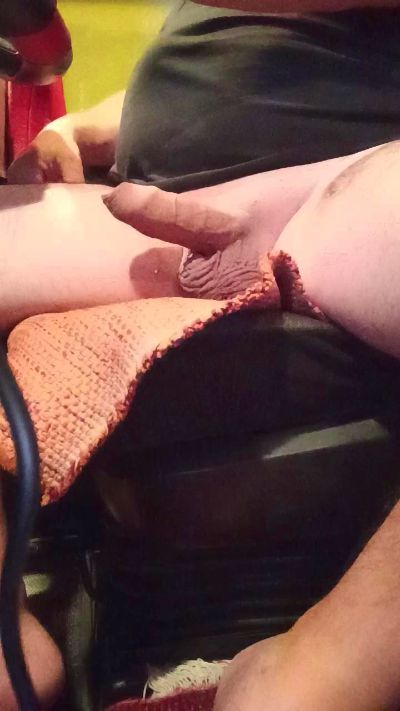longdriver75 live cam on Cam4