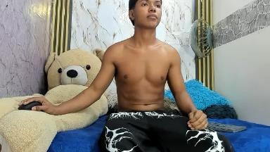 lonjitas_hot live cam on Cam4