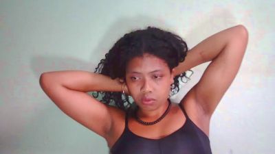 lorah2 来自 马达加斯加 的 女性 直播摄像头