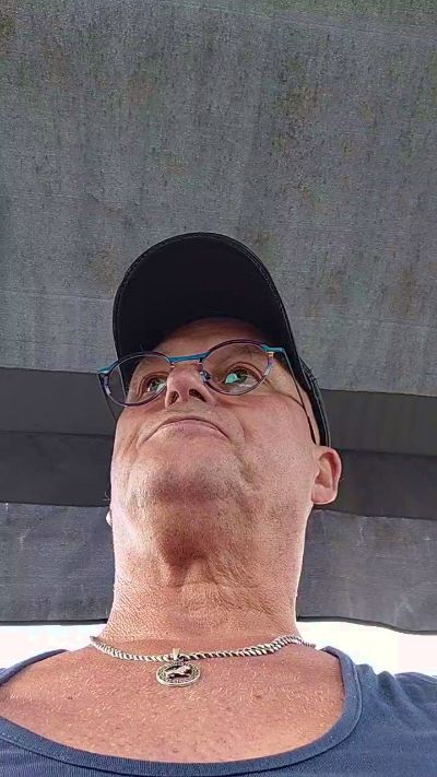 lordpinki live cam on Cam4