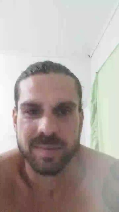 lorenzo2033 live cam on Cam4