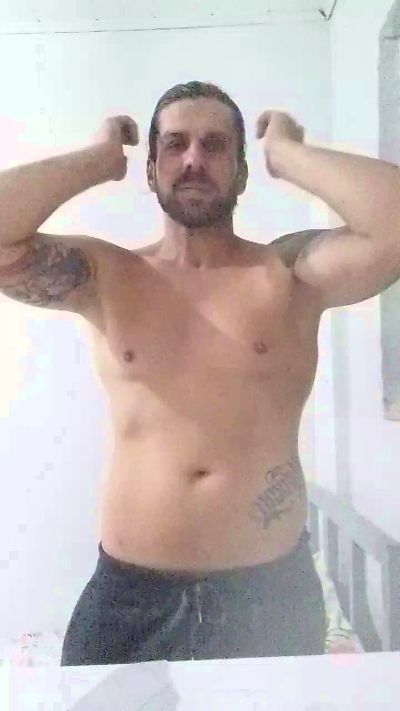 lorenzo2033 live cam on Cam4