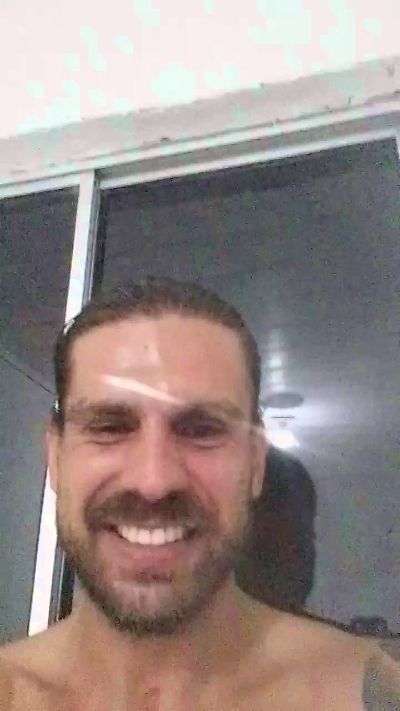 lorenzo2033 live cam on Cam4