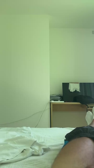 losborratore19 live cam on Cam4