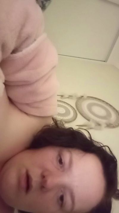 louise69 live cam on Cam4