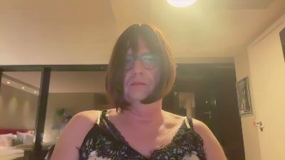 louisetv1 live cam on Cam4