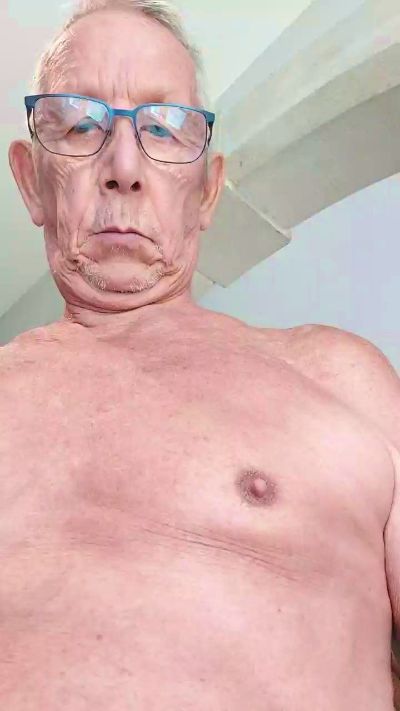 loulou2955 live cam on Cam4