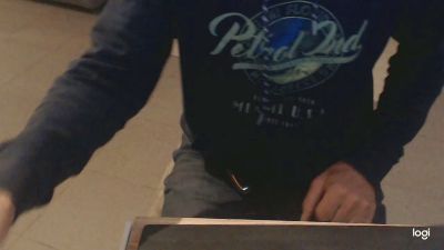 loups2 live cam on Cam4