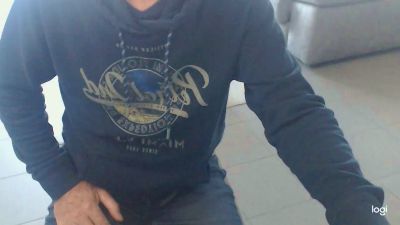 loups2 live cam on Cam4