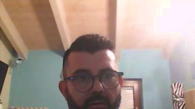 lovato2 live cam on Cam4