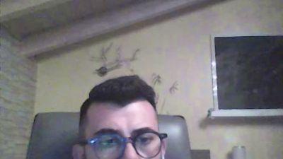 lovato2 live cam on Cam4