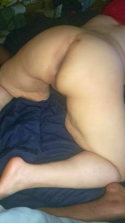love2301 live cam on Cam4