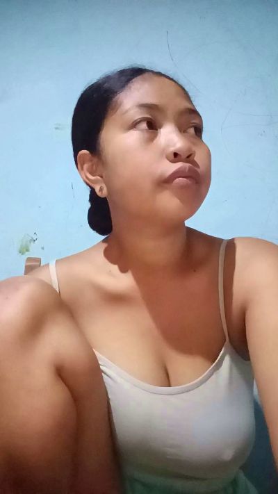 Webcam femme en direct de France avec love_sim2