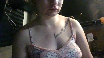 lovebugmarie live cam on Cam4