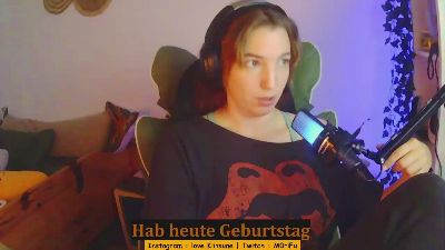 lovekiitsune live cam on Cam4