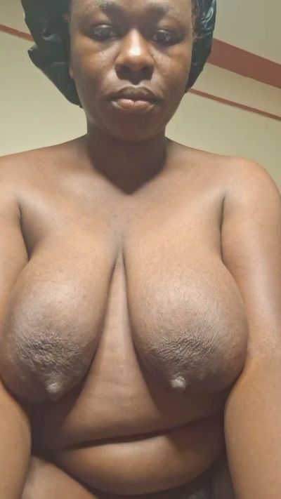 lovekim_22 live cam on Cam4