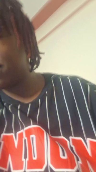 lovekim_22 live cam on Cam4