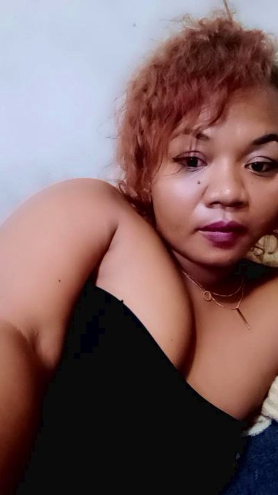 lovely9 live cam on Cam4