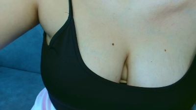 lovely_big_tits live cam on Cam4