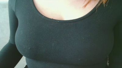 lovely_big_tits live cam on Cam4