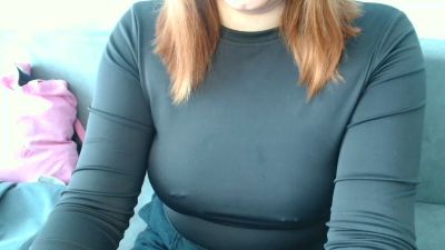 lovely_big_tits live cam on Cam4