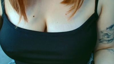 lovely_big_tits live cam on Cam4