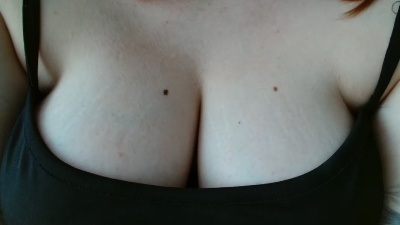 lovely_big_tits live cam on Cam4