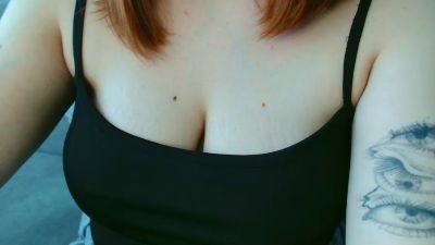 lovely_big_tits live cam on Cam4