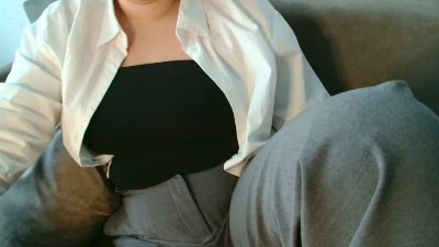 lovely_big_tits live cam on Cam4