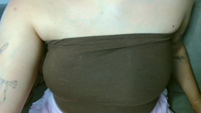 lovely_big_tits live cam on Cam4