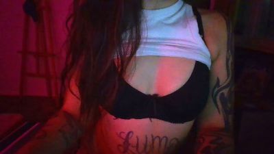 lovelyxslut live cam on Cam4
