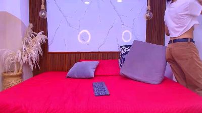 loversinfire live cam on Cam4