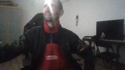 lovesex32x live cam on Cam4