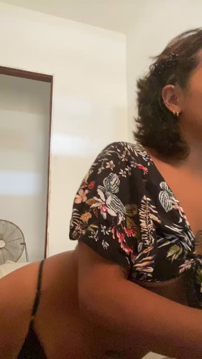 Живая веб-камера luamorenaaa, женщина, страна Бразилия