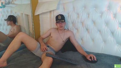 luca_white live cam on Cam4